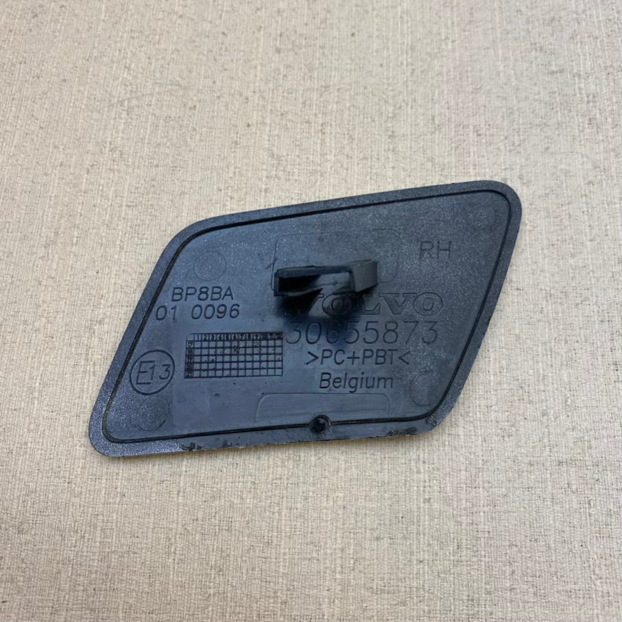 Volvo S40 far yıkama Kapağı Sağ 30655873