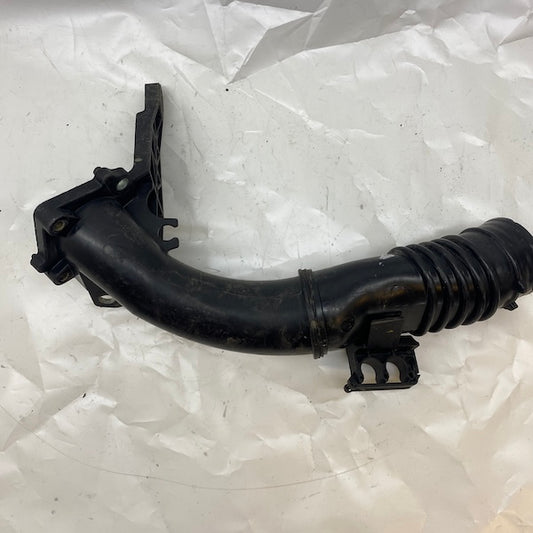 Volvo S60 1.6 TCDI Turbo Hava Borusu AV6Q-9351-AE