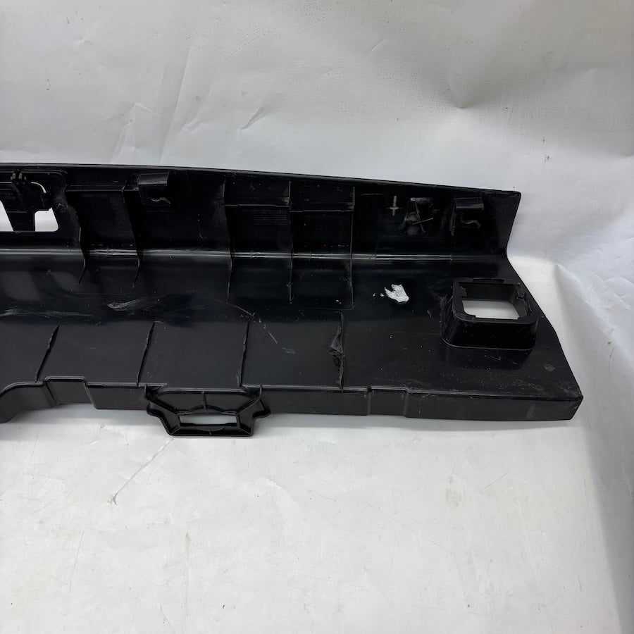 Volvo S60 Arka Bagaj Kilit Kaplaması 51307102