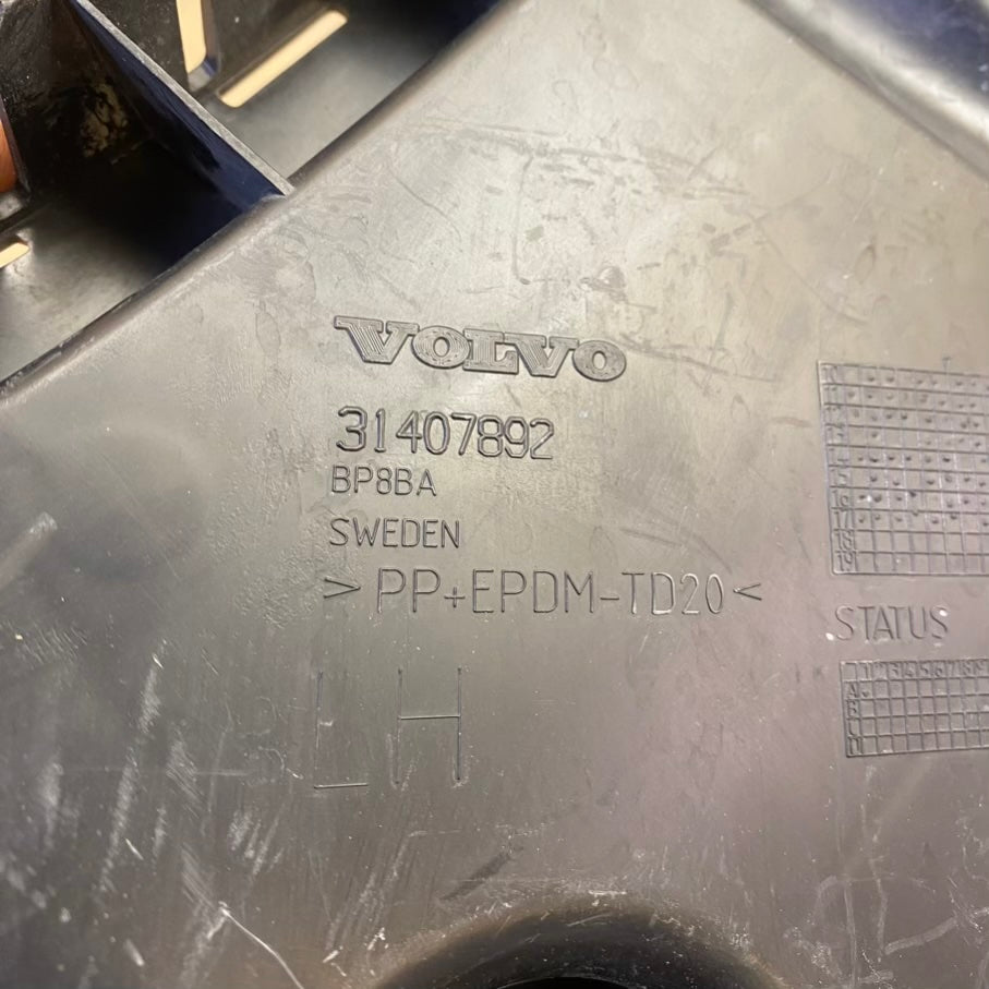 Volvo S60 Arka Tampon Braketi 31407892