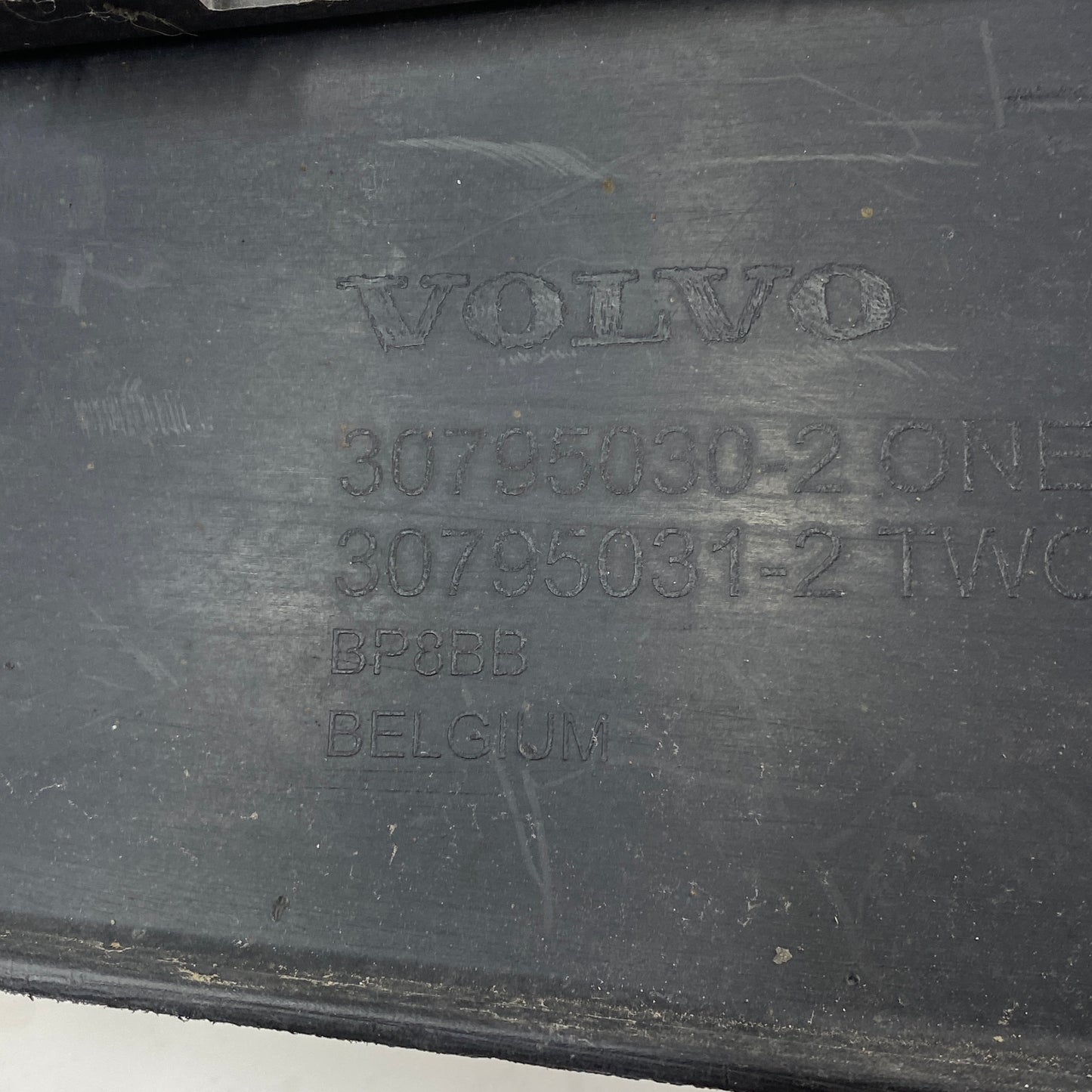 Volvo S60 Arka Tampon Difüzörü Tek Egzoz Çıkışlı 30795030
