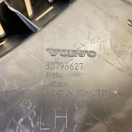 Volvo S60 Arka Tampon Dış Braketi 30796627/30796628