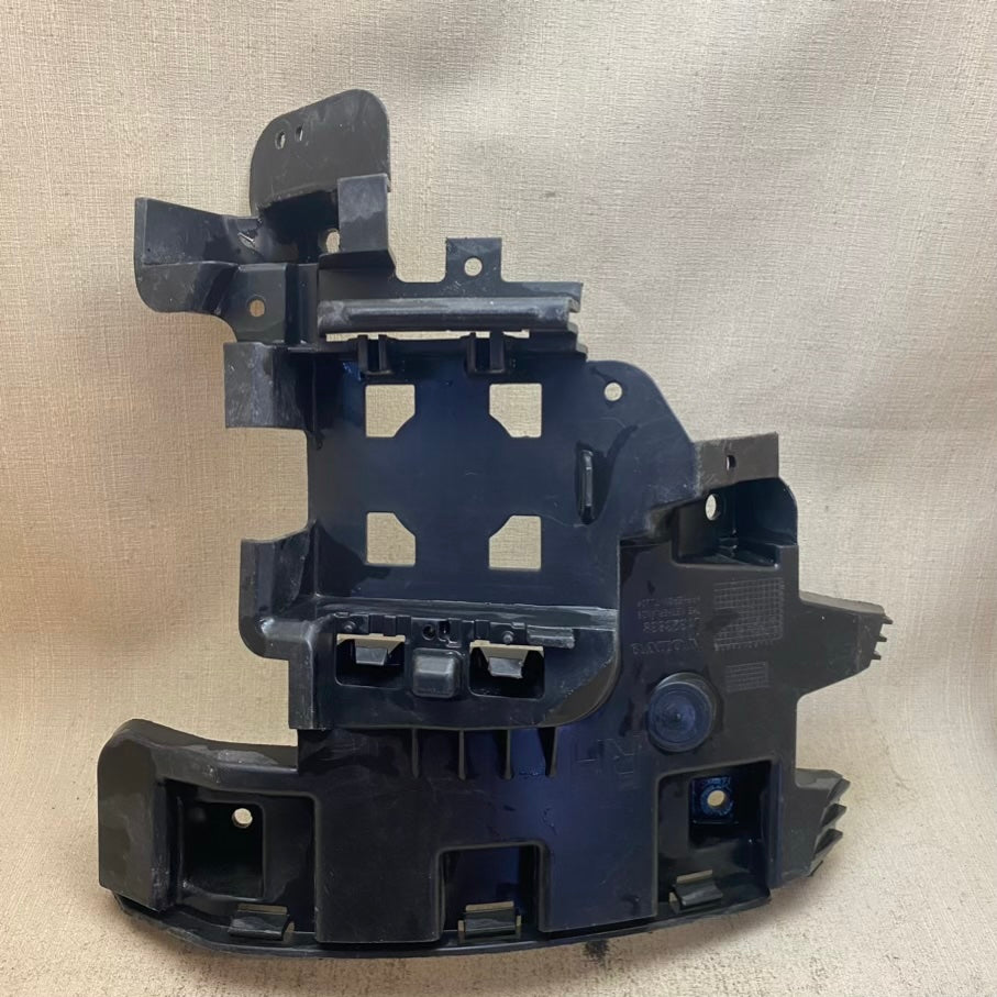 Volvo S60 Arka Tampon Tutucu Braket 31323838/31323837
