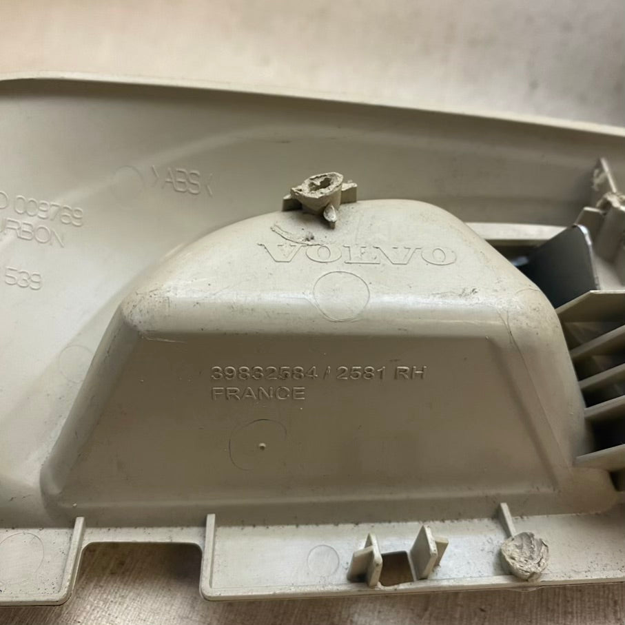 Volvo S60 Kapı iç kolu Sağ/Sol 39832584