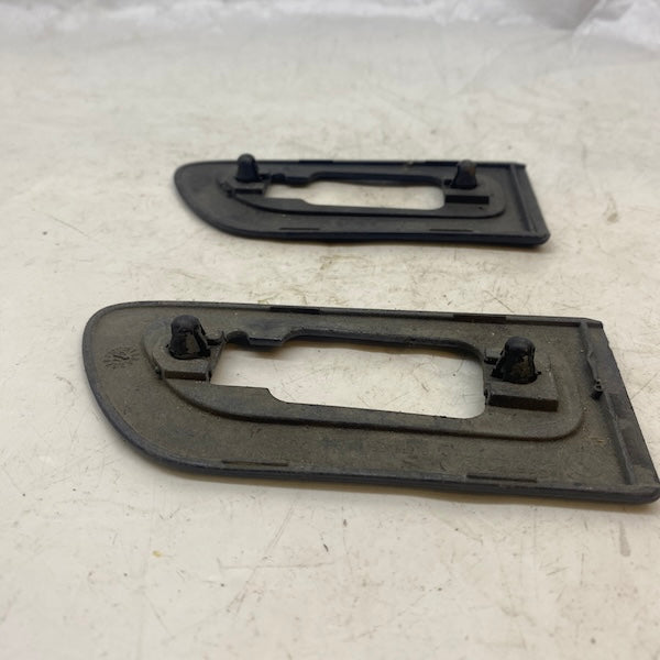 Volvo S60 Ön Sağ Sinyal Çerçevesi 08693514 00-09 En Uygun Oto Parça