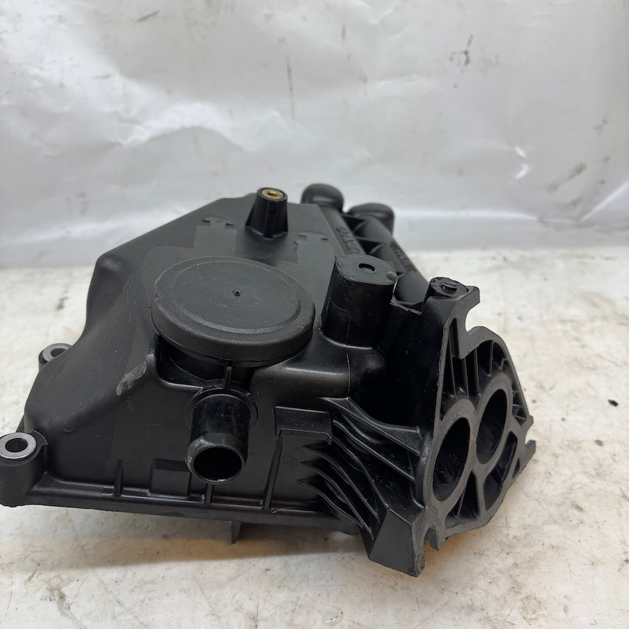 Volvo S60 S80 V60 XC60 Yağ Filtre Kütüğü Komple 30757730