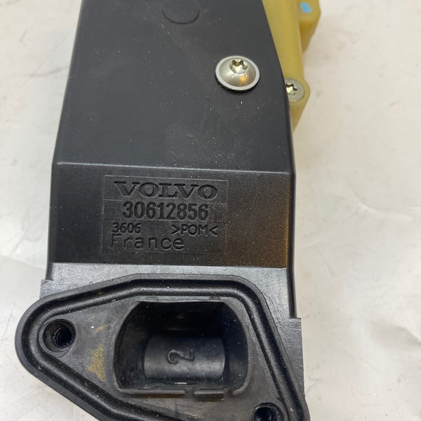 Volvo S60 Yakıt Dolum Kapak Kilit Motoru 30612856