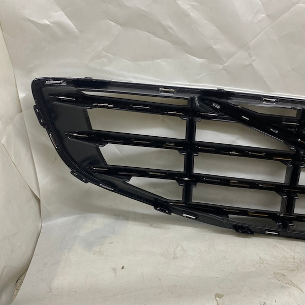 Volvo S60/V60 Ön Panjur - 31364101 En Uygun Oto Parça