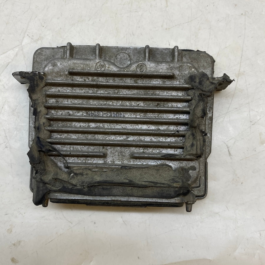 Volvo S60 / V60 xenon far beyni – orijinal çıkma parça, 89089352 kodlu.