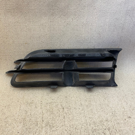 Volvo S70 V70 V70 XC Ön tampon alt ızgara 09151510