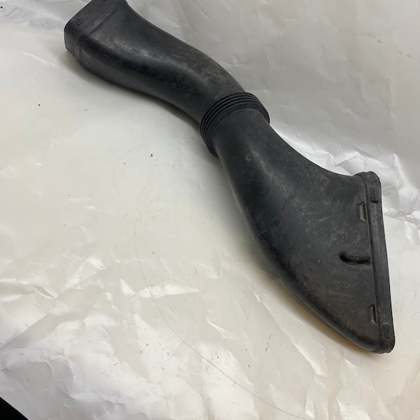 Volvo S80 Hava Filtre Borusu 9492794 1999-2001