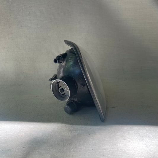 Volvo S80 Sağ Sinyal Lambası (Siyah Taban) 1999-2003 8620464