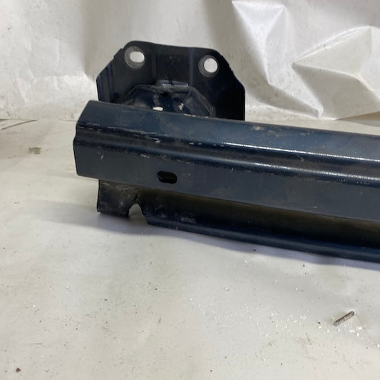 Volvo XC60 Arka Tampon Demiri 32228058 Orijinal Çıkma En Uygun Oto Parça