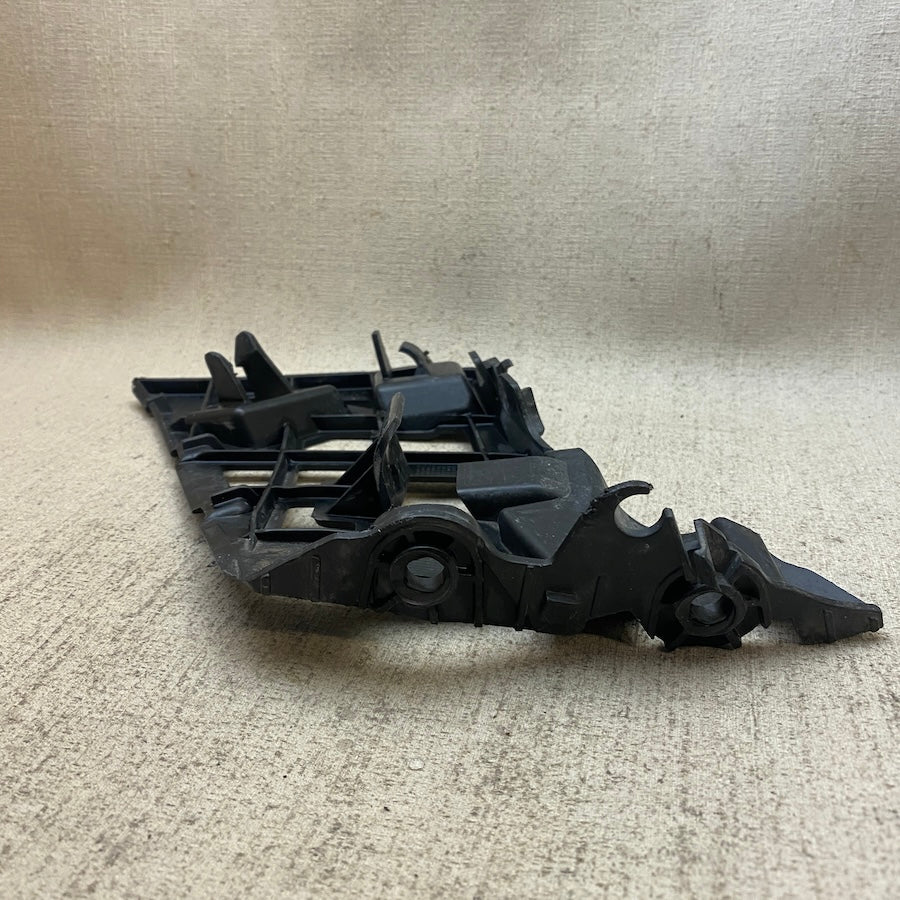 Volvo S90 Ön Tampon Braketi 31383496