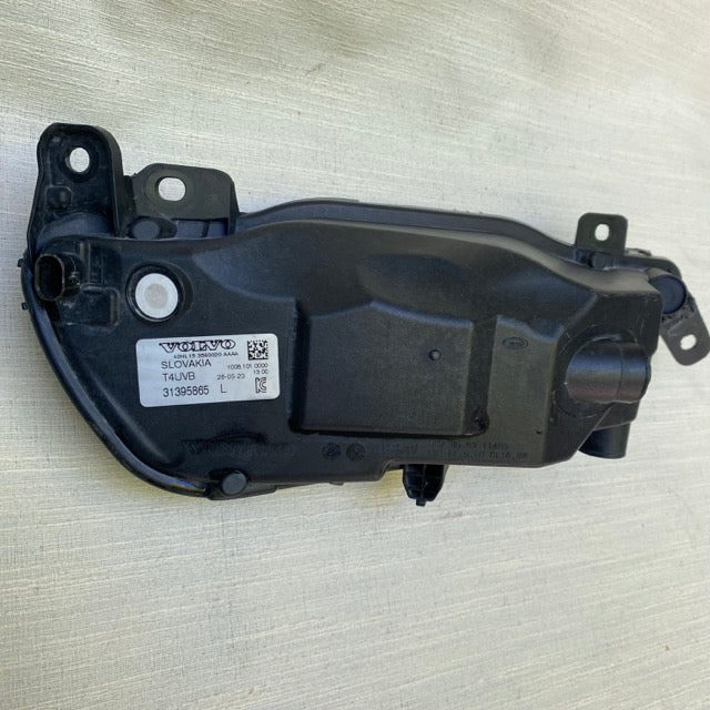 Volvo S90/V90/XC60 Sol Sis Fari (2017-2020, 31395865) En Uygun Oto Parça