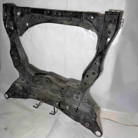 Volvo S90/XC90/XC60 Motor Traversi 32246365 Hafif Hasarlı En Uygun Oto Parça