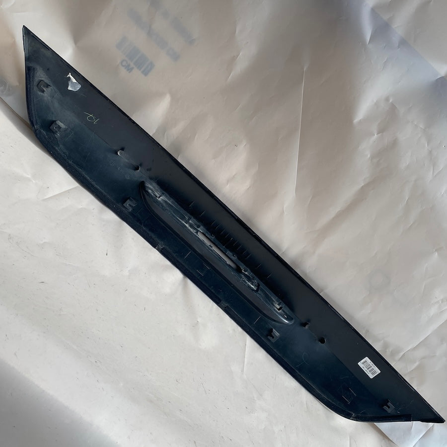 Volvo V40 Bagaj Açma Çıtası 31301301