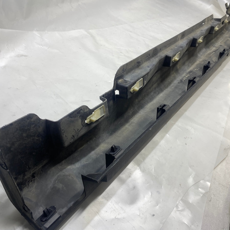 Volvo V40 Cross Country Sol Marşpiyel Kaplaması 31290541 Orijinal Çıkma (2014-2018) En Uygun Oto Parça