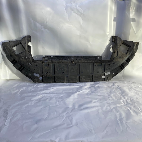 Volvo V40 Ön Tampon Alt Muhafaza 31383735 2013-2020