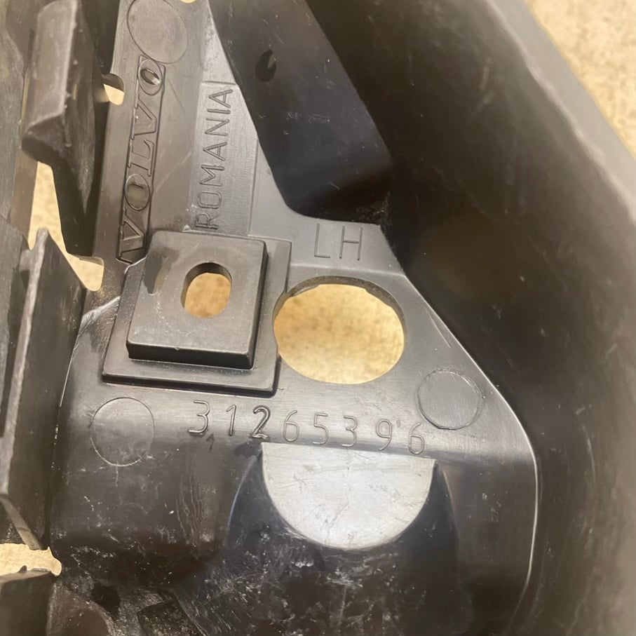 Volvo V50 Ön Tampon Braketi 31265396/31265397