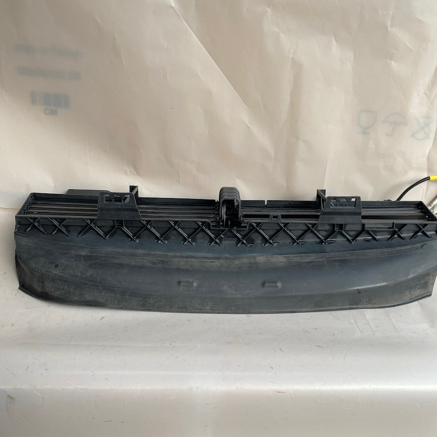 Volvo V60 Tampon Alt Hava Kanalı 31323185