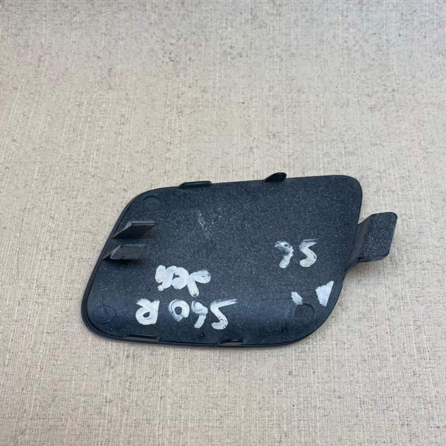 Volvo V60/S60 R-Design Ön Çeki Demir Kapağı 31290976 Orijinal En Uygun Oto Parça