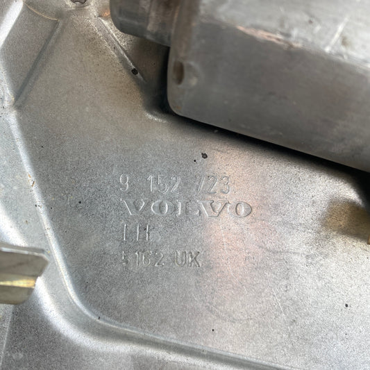 Volvo V70/S70 Ön Sol Cam Kriko ve Motoru 100576-XXX