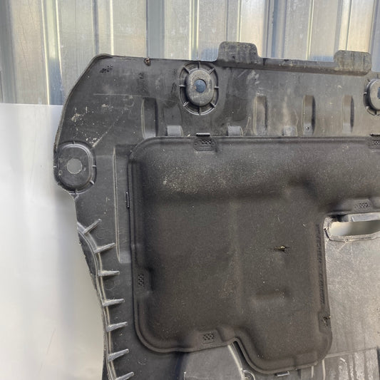 Volvo XC40 Motor Alt Muhafaza 32226765 Orijinal Çıkma