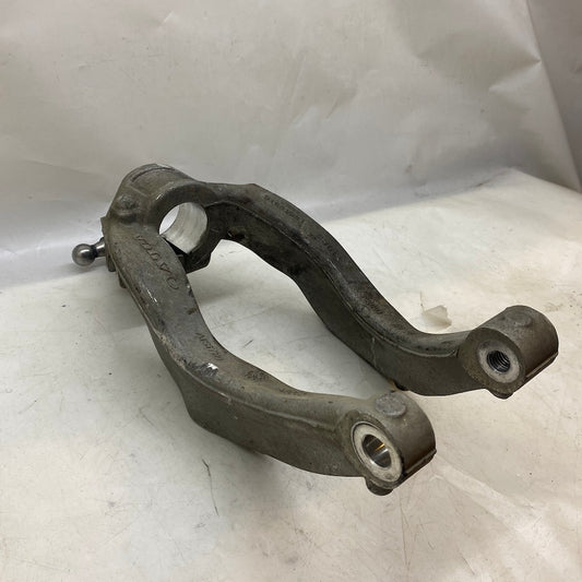 Volvo XC60 Ön Sağ Amortisör Çatalı 31681984 Orijinal Çıkma 2015-2022 En Uygun Oto Parça