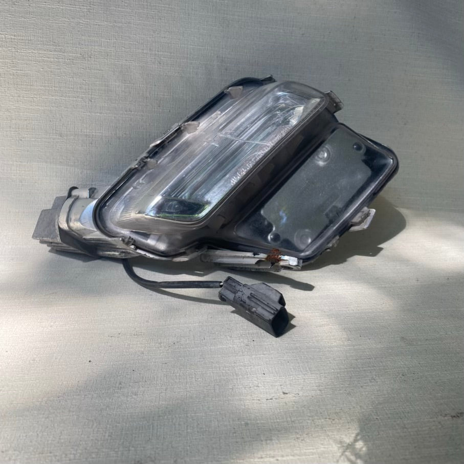 Volvo XC60 Ön Sol Gündüz Fari (31420393)