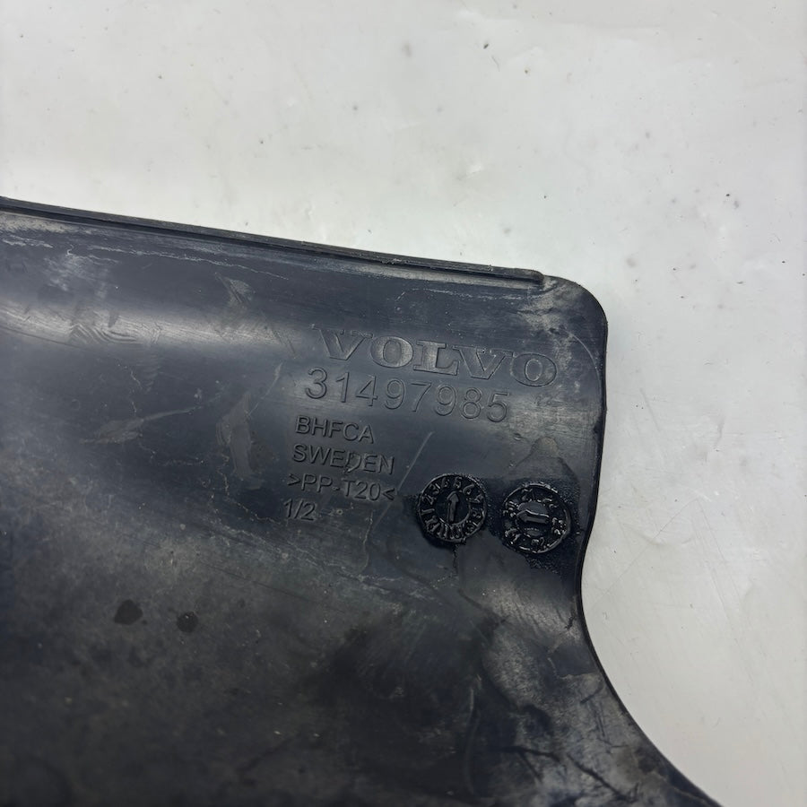 Volvo XC60 Sol Ön Çamurluk Koruyucu 31497985