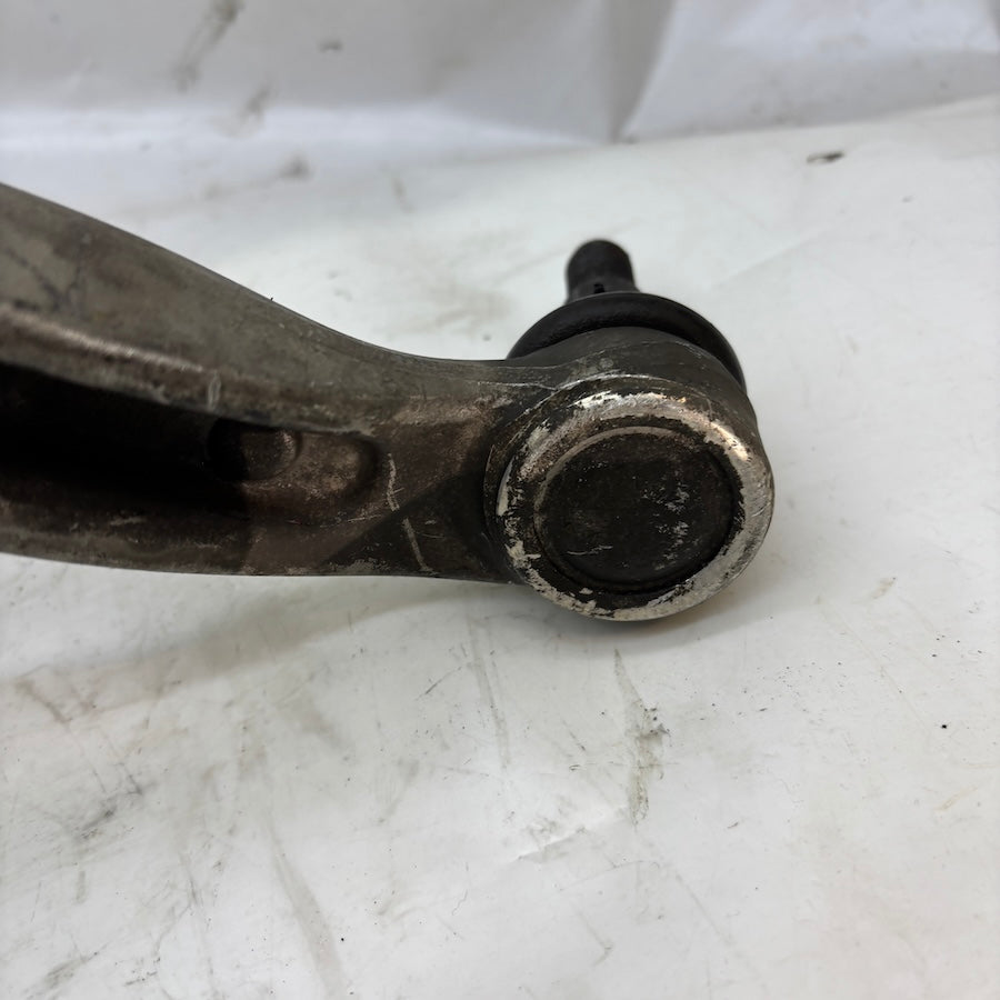 Volvo XC60/XC90 Sağ Arka Taşıyıcı 31658320