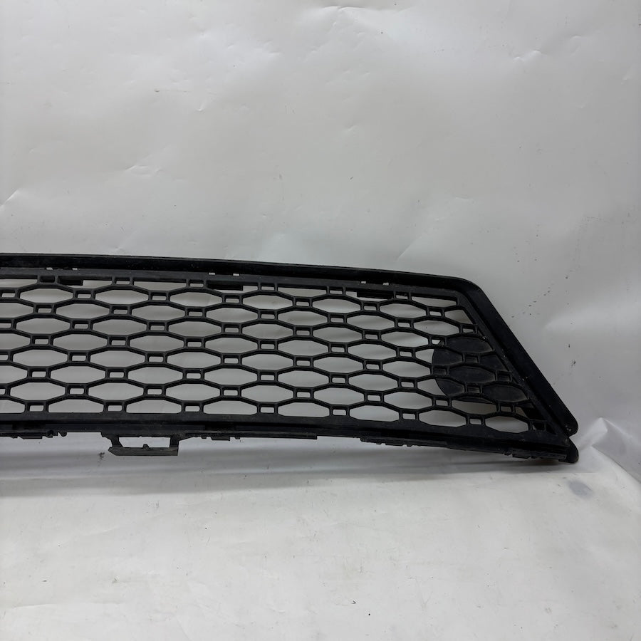 Volvo XC70 2.4 D5 Tampon Izgara 30744523