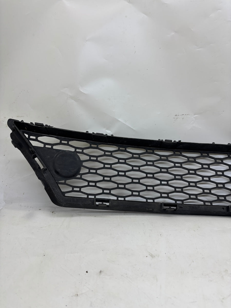 Volvo XC70 2.4 D5 Tampon Izgara 30744523