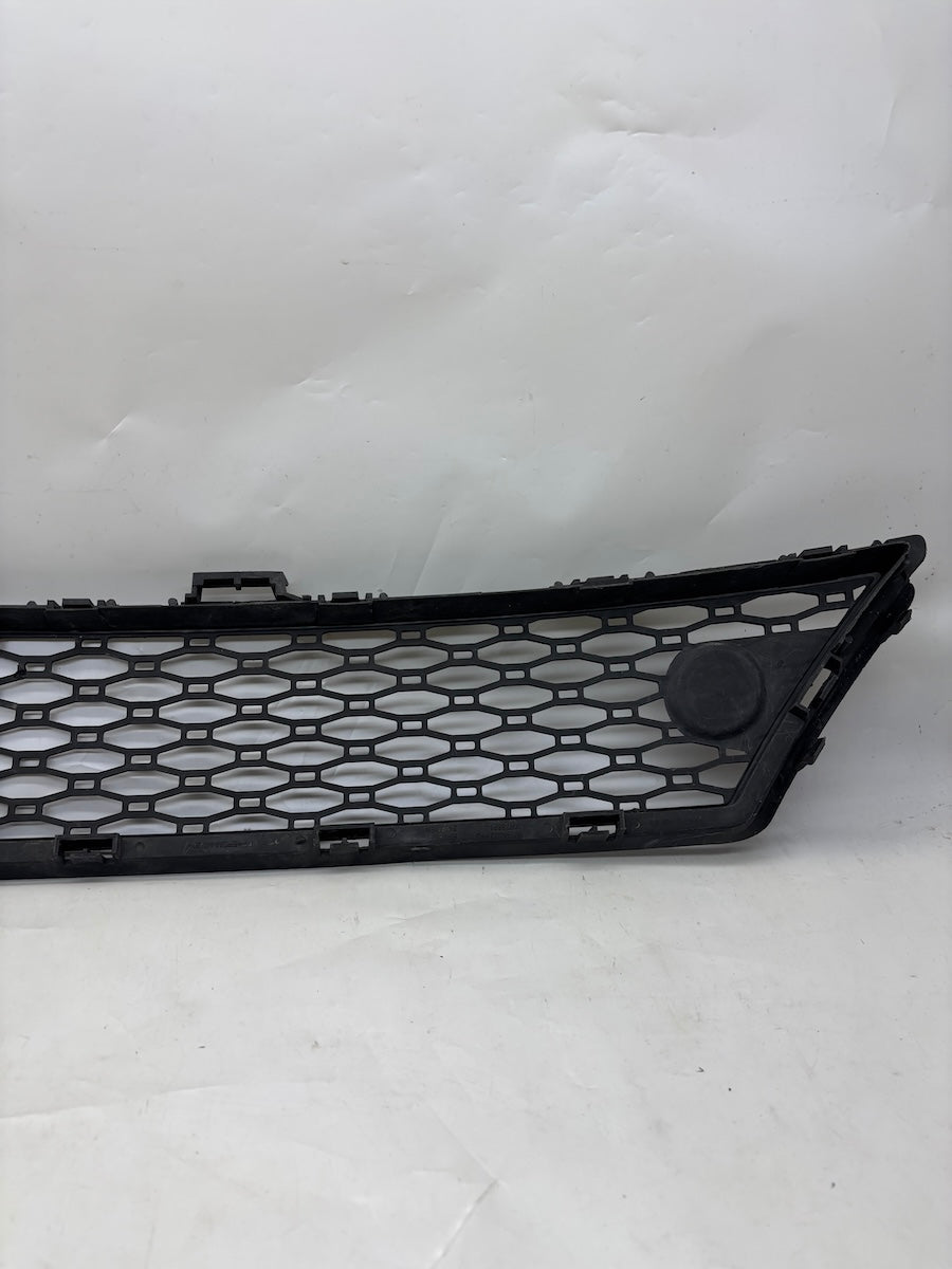 Volvo XC70 2.4 D5 Tampon Izgara 30744523