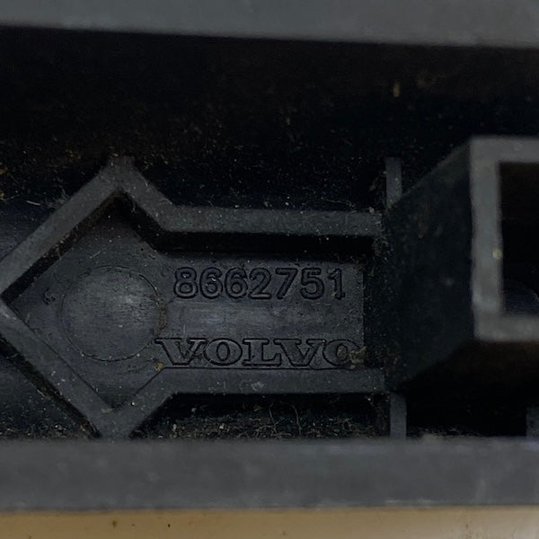 Volvo XC70/V70 Arka Silecek Kolu 8662751 Orijinal