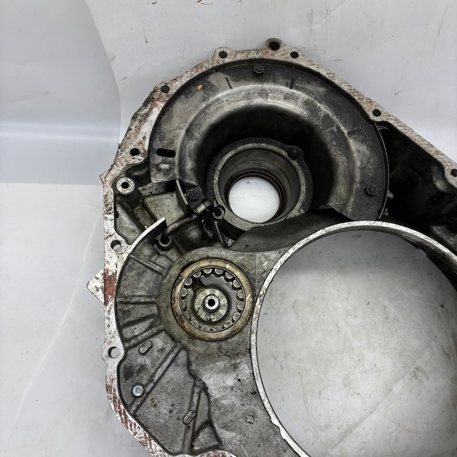 Volvo XC90 2.4 D5 Şanzıman Kapağı P8675151