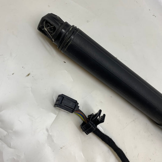 Volvo XC90 Bagaj Amortisörü Elektrikli 31690633 Orijinal