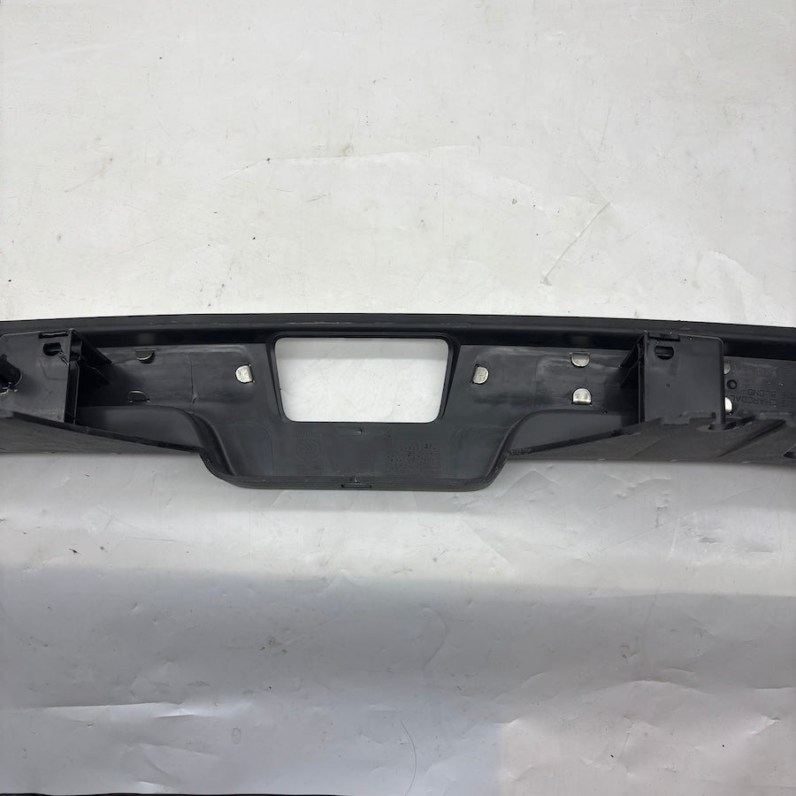 Volvo XC90 Bagaj Kilit Bakaliti 32239215 - En Uygun Oto Parça