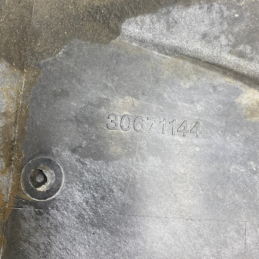 Volvo XC90 Motor Alt Muhafaza 30671144 Orijinal Çıkma 2003-2012