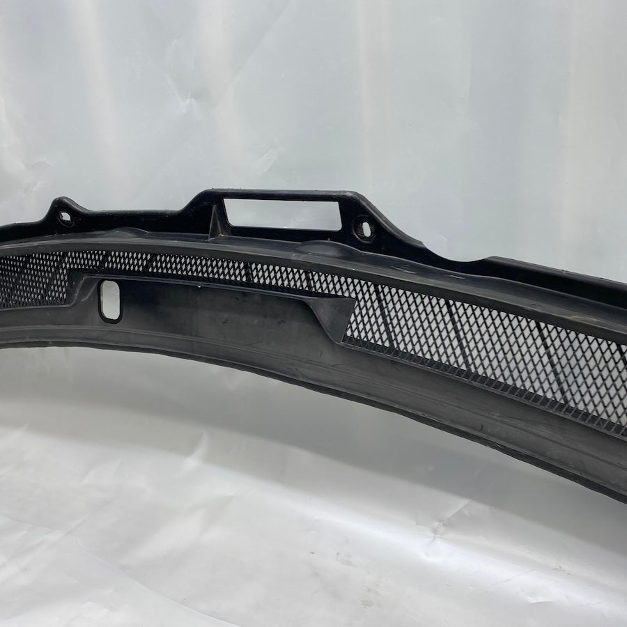 Volvo XC90 Ön Cam Izgarası 307613845