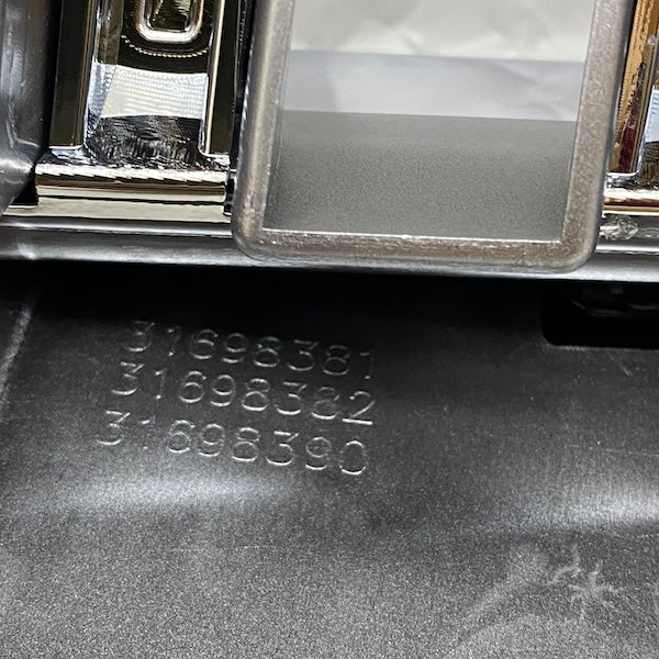 Volvo XC90 Ön Panjur 32365192/32365190 2023