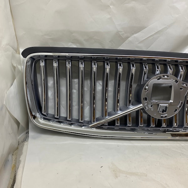 Volvo XC90 Ön Panjur 32365192/32365190 2023