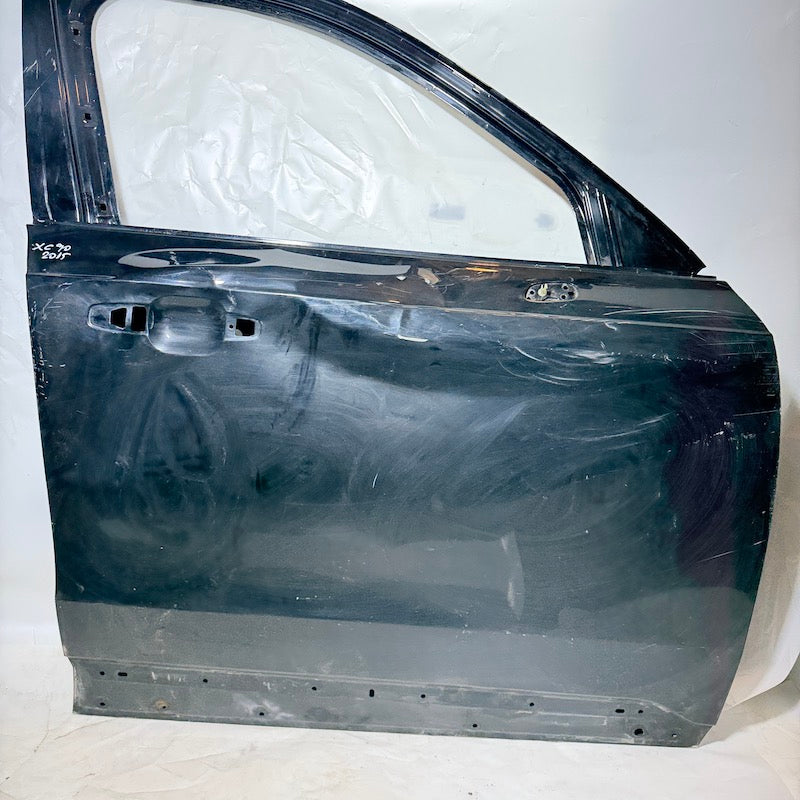 Volvo XC90 Sağ Ön Kapı 15-25 En Uygun Oto Parça