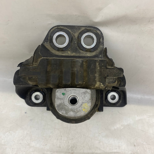 Volvo XC90 XC60 Motor Üst Kulağı 32222219 Orijinal Çıkma 2015-2022