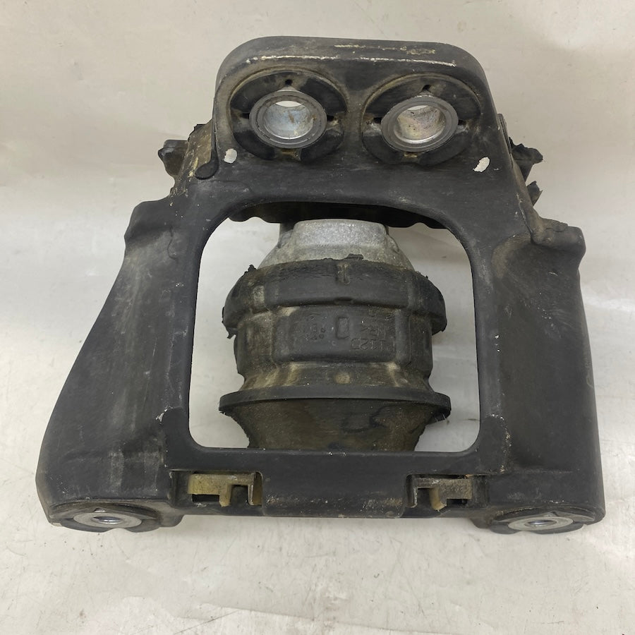Volvo XC90 XC60 Motor Üst Kulağı 32222219 Orijinal Çıkma 2015-2022