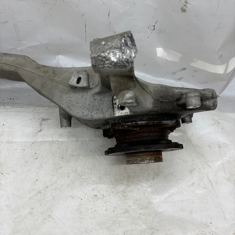 Volvo XC60/XC90 Sol Taşıyıcı Kol 32298139