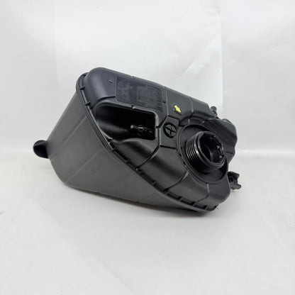 BMW G30 G32 G38 530i 520i Su Tankı 17139884859