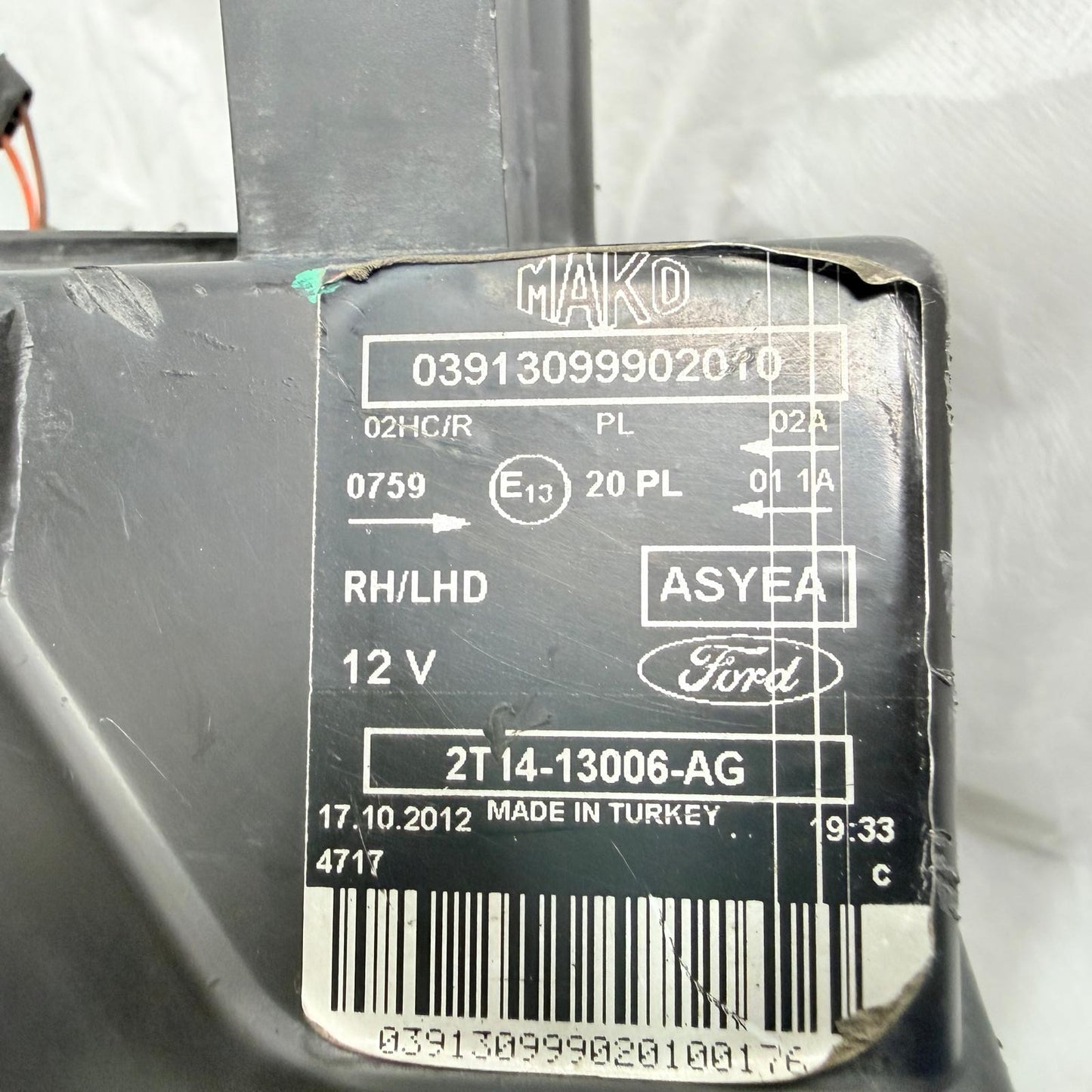 Ford Connect Sağ Far Siyah 2T14-13006-AG