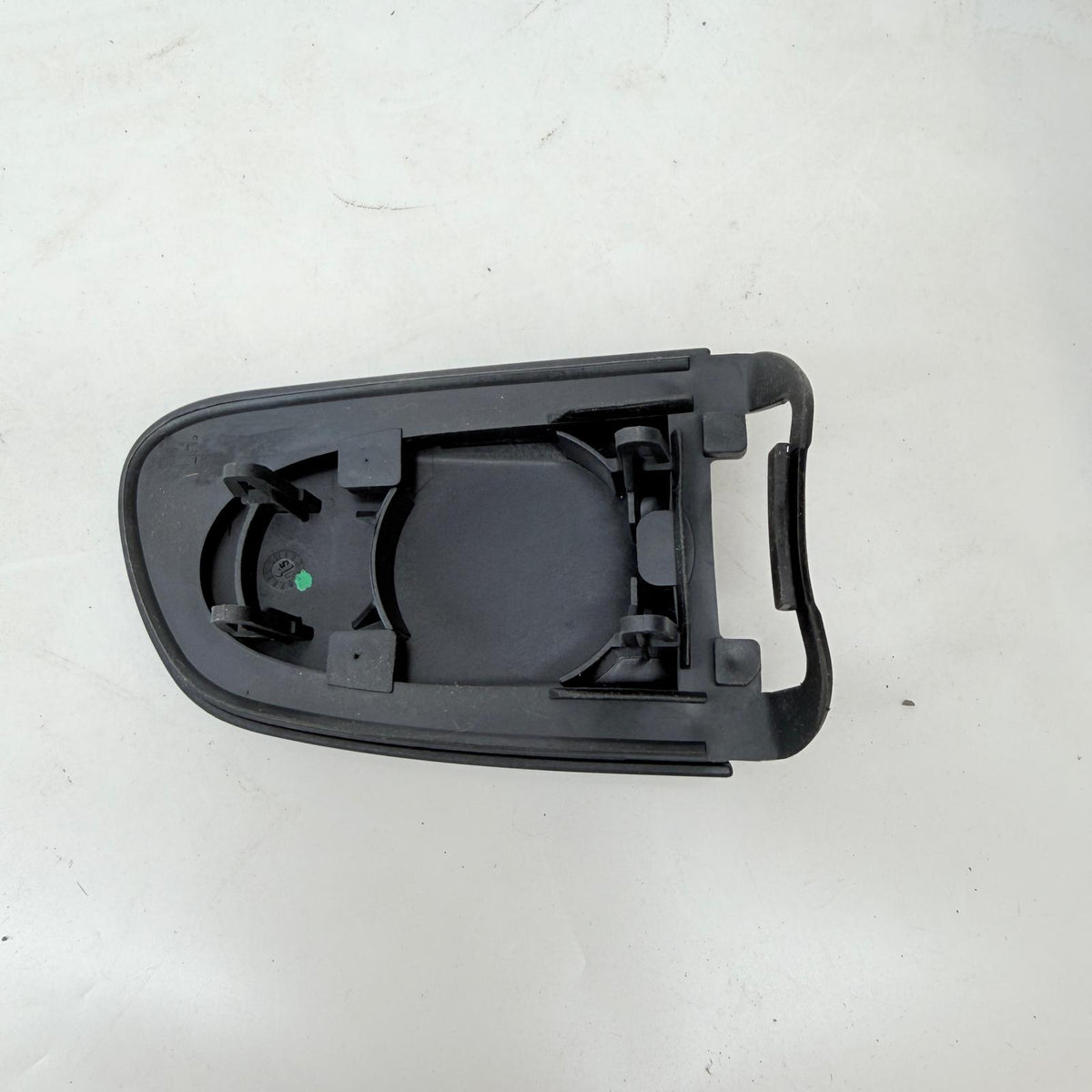 Volvo XC90 Sol Arka Kapı Kolu Bademi 2003-2014 30720347 En Uygun Oto Parça